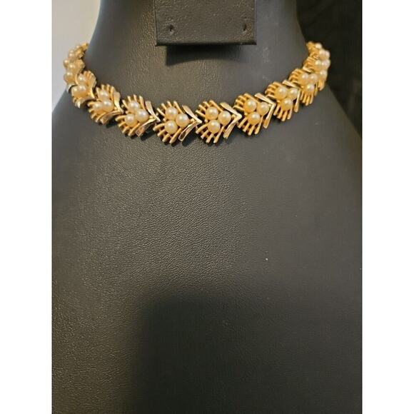 Trifari Jewelry - VINTAGE CROWN TRIFARI SIGNED FAUX PEARL BRUSHED AND GOLD TONE NECKLACE